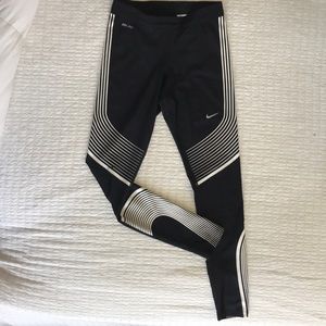 Nike DRI-FIT performance legging